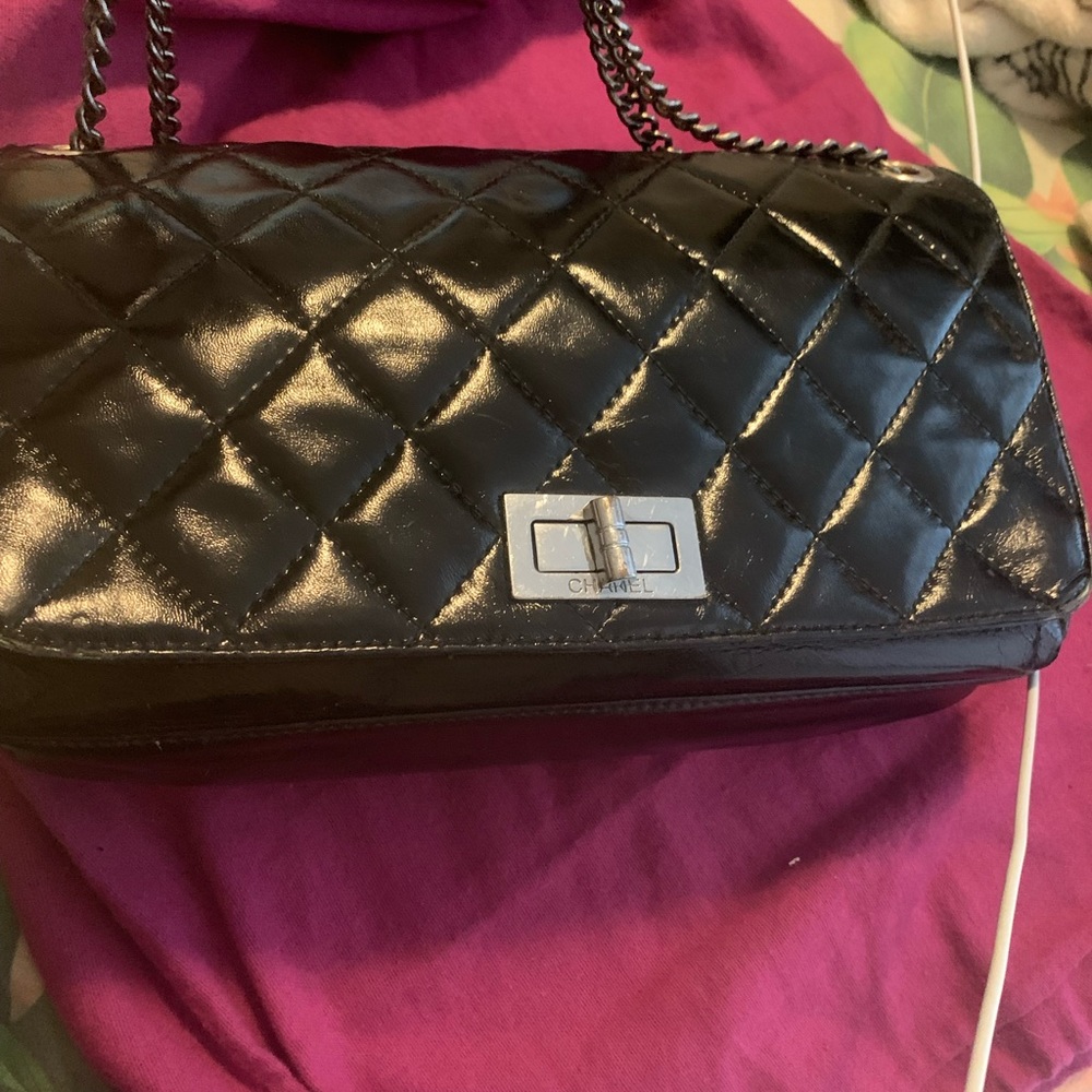 Authentic Chanel flap bag. No dust bag or authenticity card but it is real!